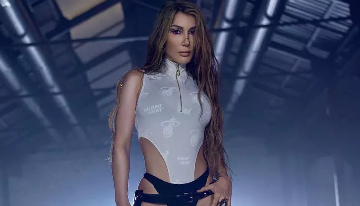 Hande Yener e nazar değdi!